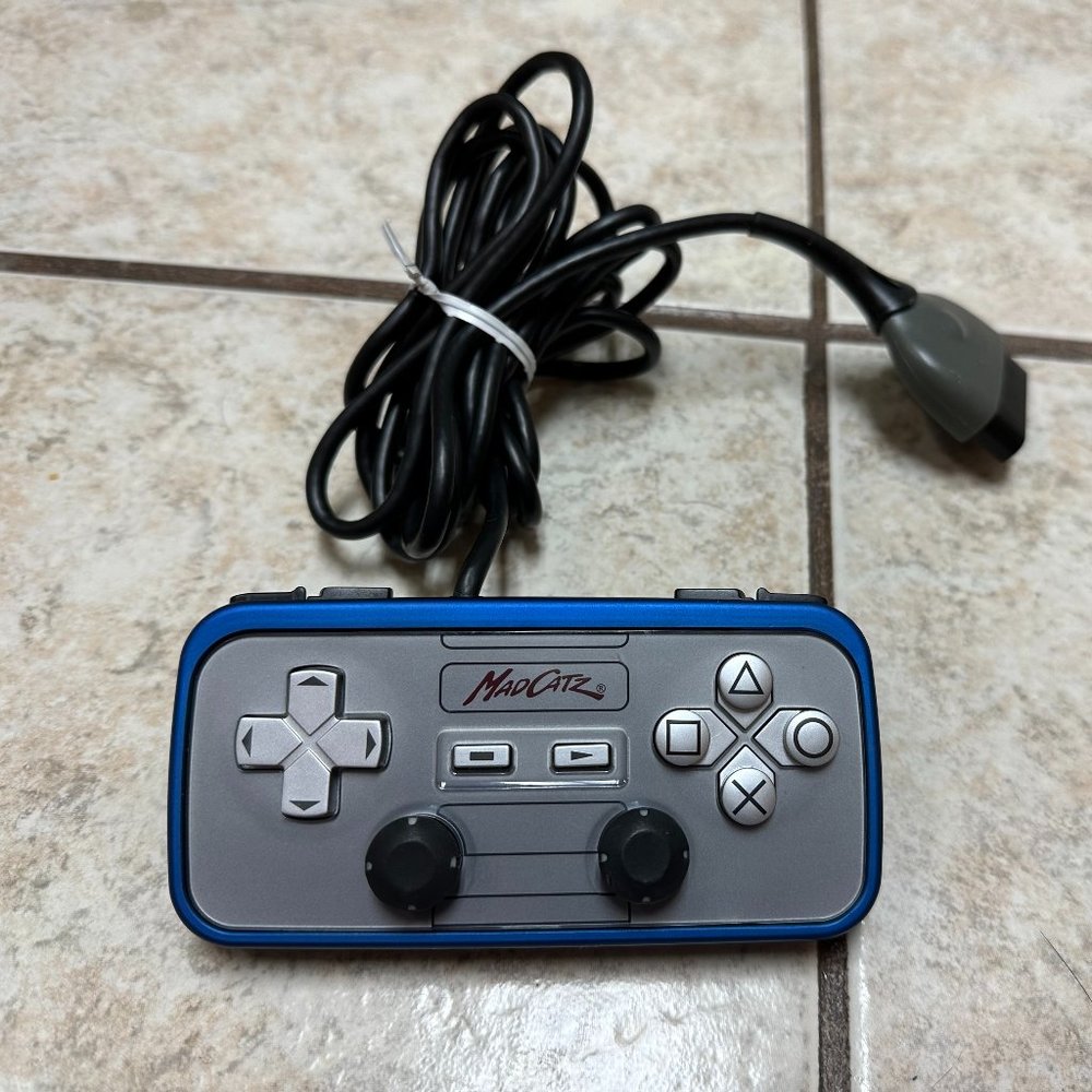 RARE Nintendo-Like PS2 Controller